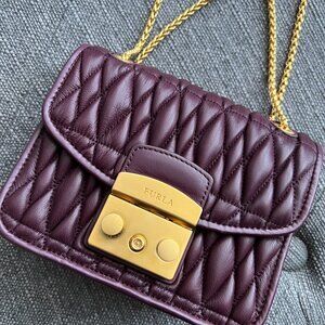 FURLA Quilted Metropolis Crossbody Bag